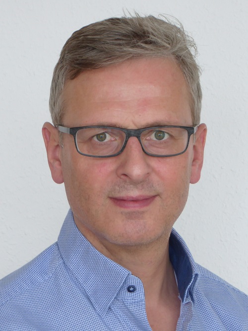 meisterdach-online-eckardt-paul-geschaeftsfuehrer meisterdach-online.de Paul Eckardt
